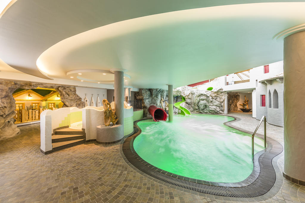 Hotel Schneeberg Family Spa Resort Ridanna Eksteriør bilde