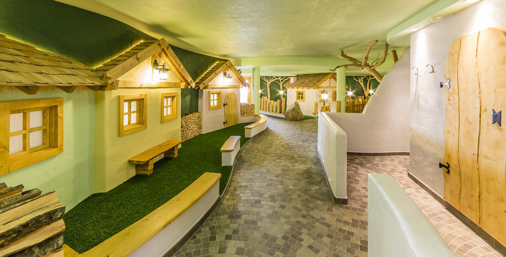 Hotel Schneeberg Family Spa Resort Ridanna Eksteriør bilde