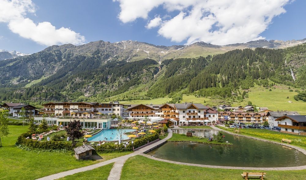 Hotel Schneeberg Family Spa Resort Ridanna Eksteriør bilde